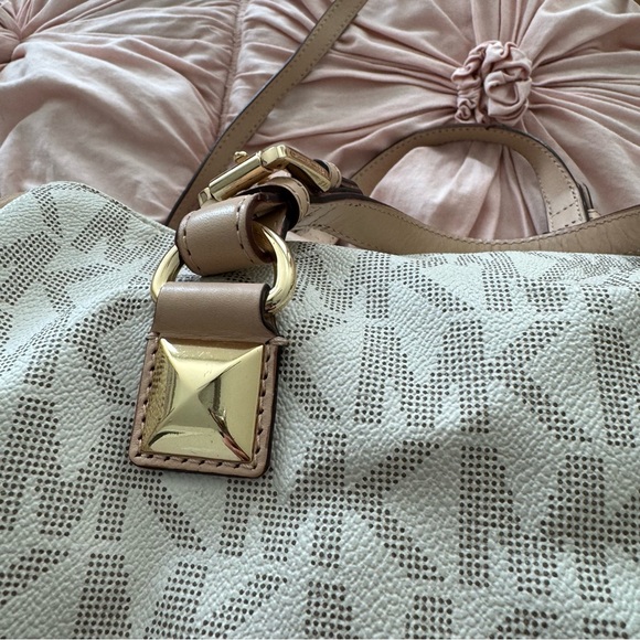 Michael Kors Grayson White/Cream Classic Monogram Speedy Satchel/Crossbody Purse - Picture 11 of 11